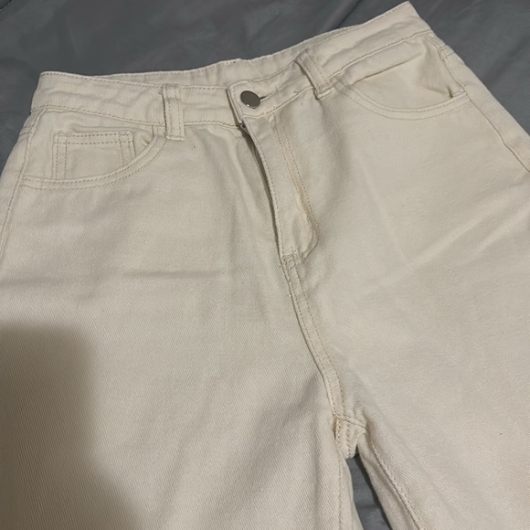 Dazy cream pants - Picture 2 of 3